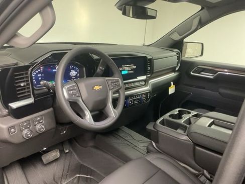New 2026 Chevrolet Silverado 1500 LT w/ Leather Package AWD/4WD image 11