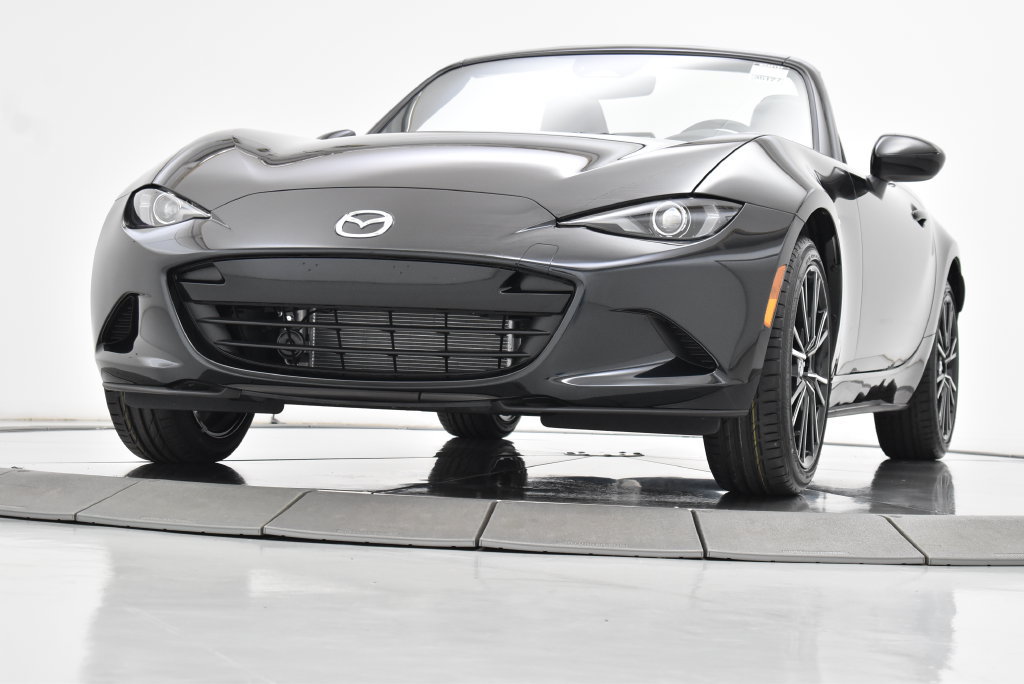 New 2026 MAZDA MX-5 Miata Grand Touring w/ Weather Package RWD image 16