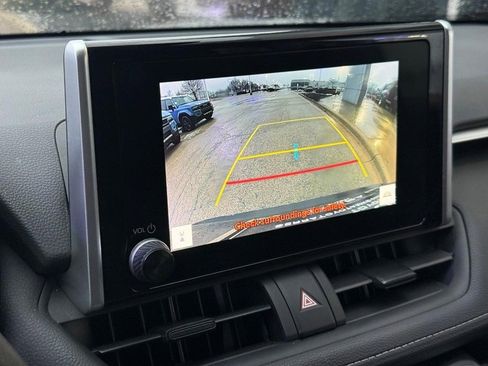 Used 2023 Toyota RAV4 LE image 24