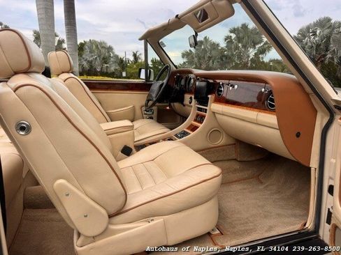 Used 1990 Rolls-Royce Corniche III RWD image 16