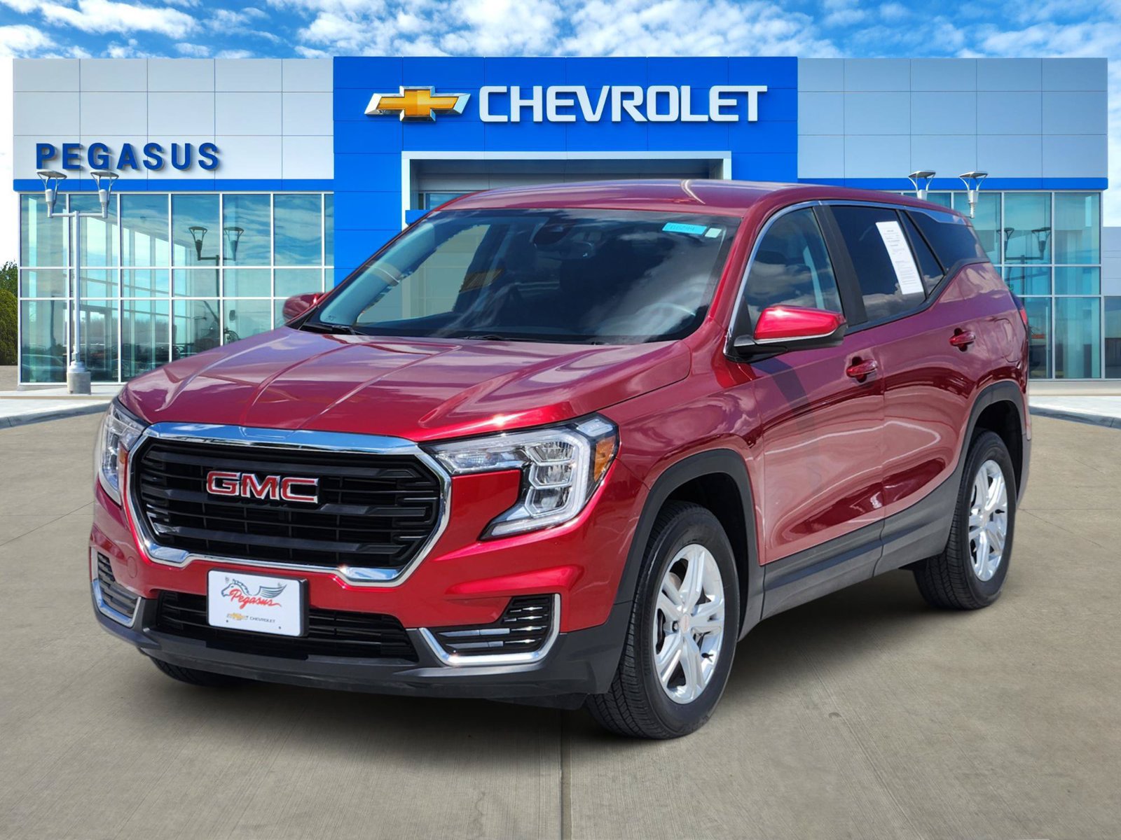 Certified 2024 GMC Terrain SLE AWD/4WD image 2