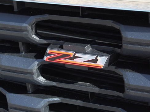 Used 2022 Chevrolet Silverado 2500 LT w/ Convenience Package image 42