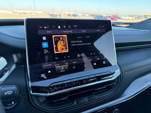 New 2026 Jeep Compass Trailhawk image 29