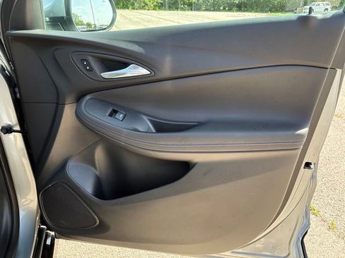 Used 2025 Buick Encore GX Sport Touring w/ Comfort Package FWD image 32