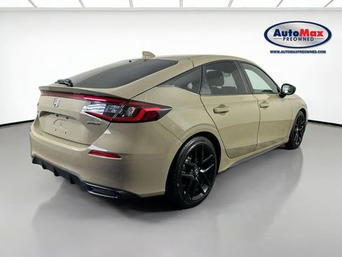 Used 2025 Honda Civic Sport image 2