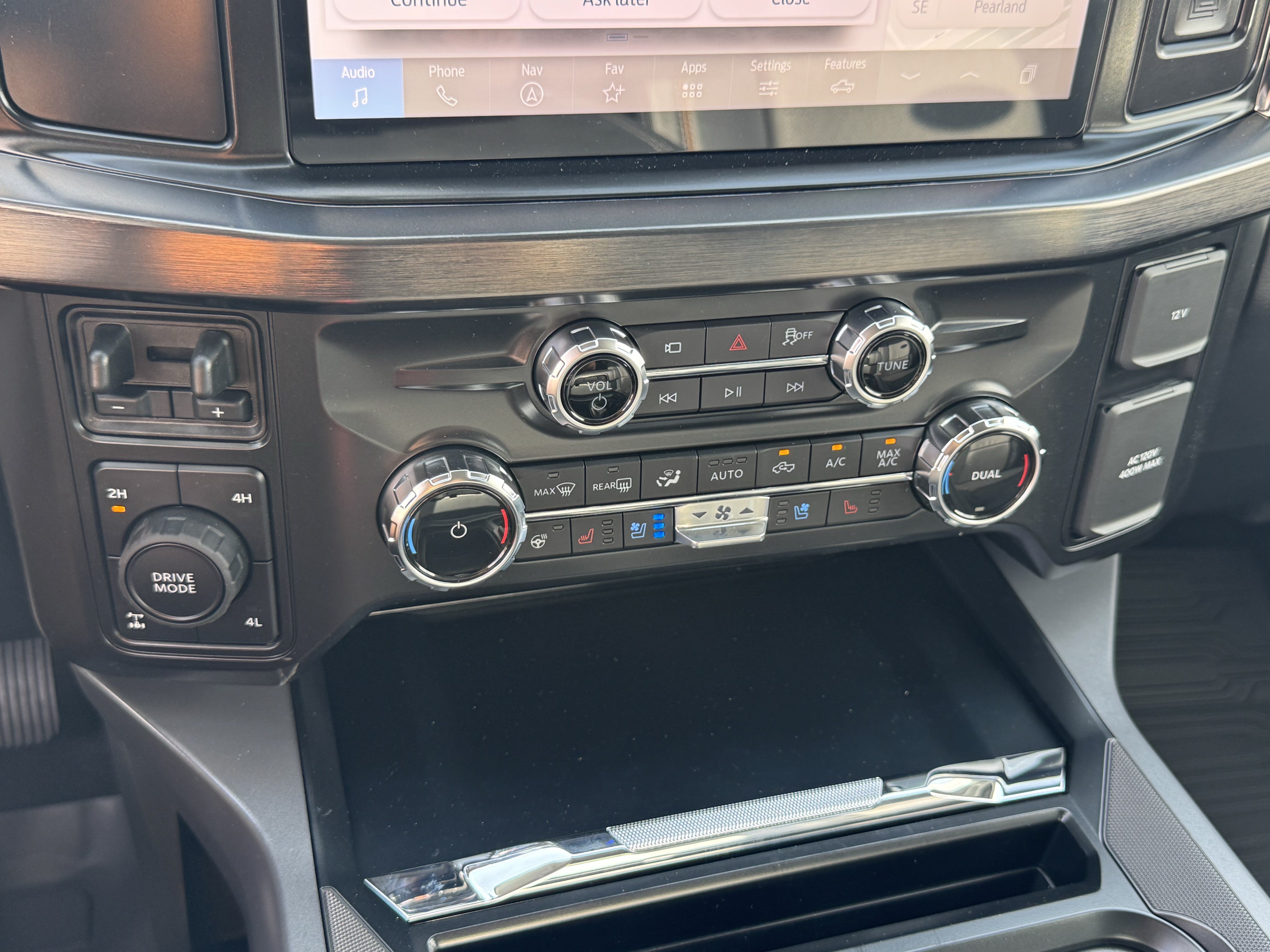 New 2026 Ford F250 Lariat AWD/4WD image 14