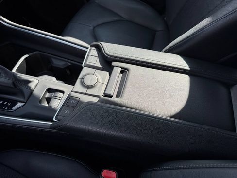 Certified 2024 Toyota Grand Highlander AWD image 27