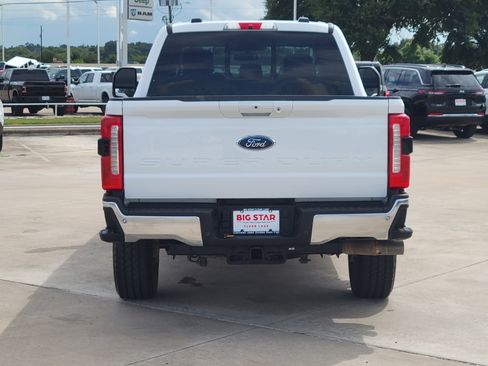 Used 2024 Ford F250 Lariat image 6