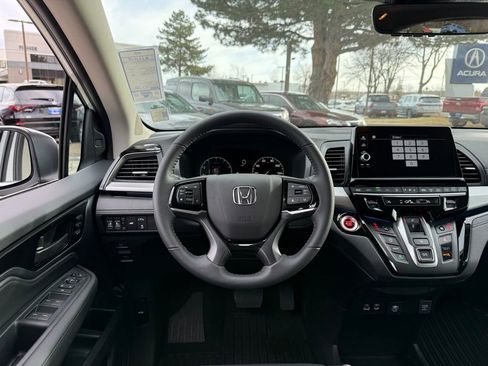 Certified 2026 Honda Odyssey Touring image 2