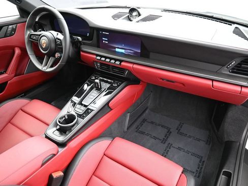 Certified 2026 Porsche 911 Carrera 4S AWD/4WD image 32