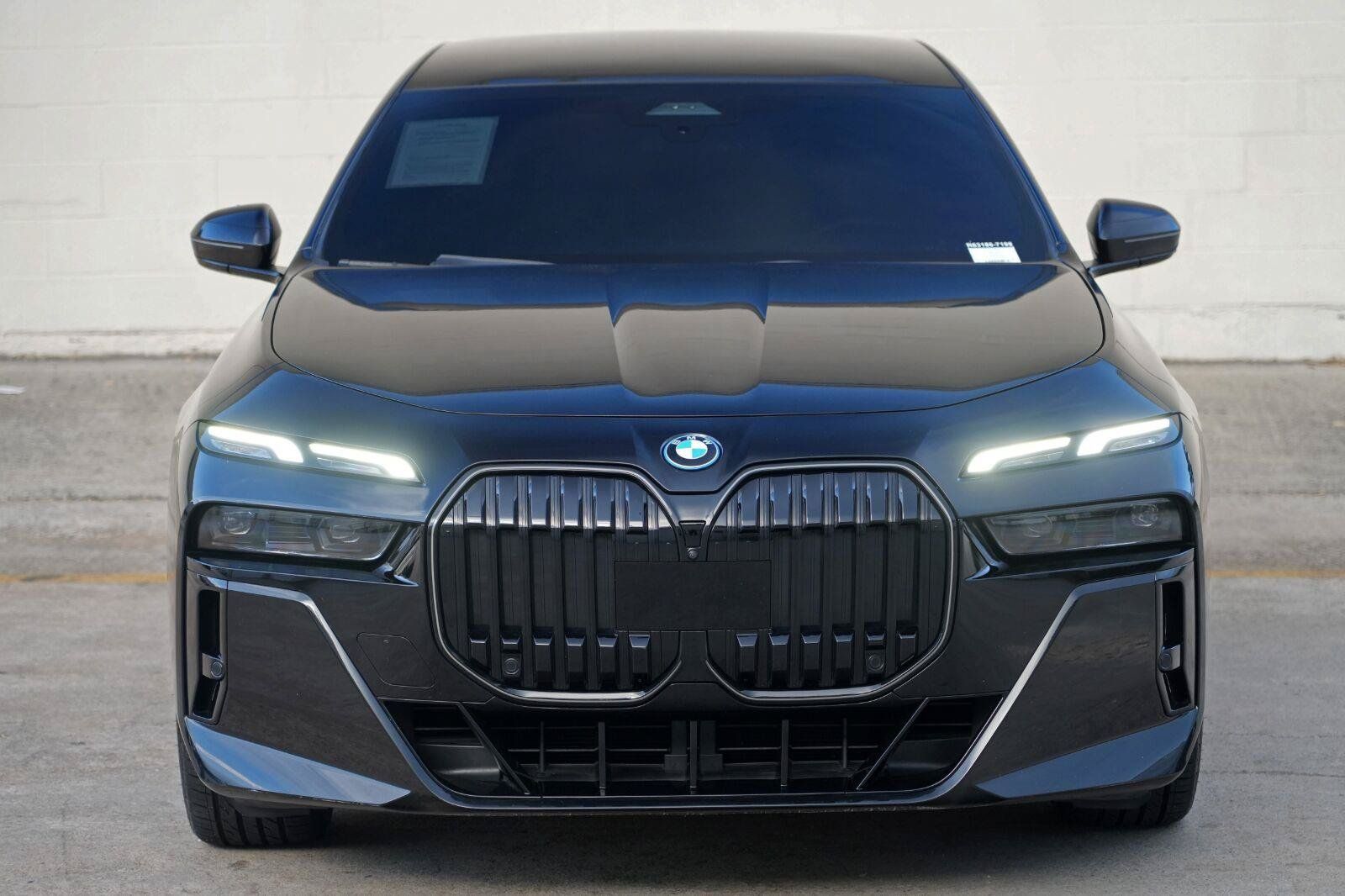 Used 2024 BMW i7 eDrive50 w/ M Sport Package RWD image 53