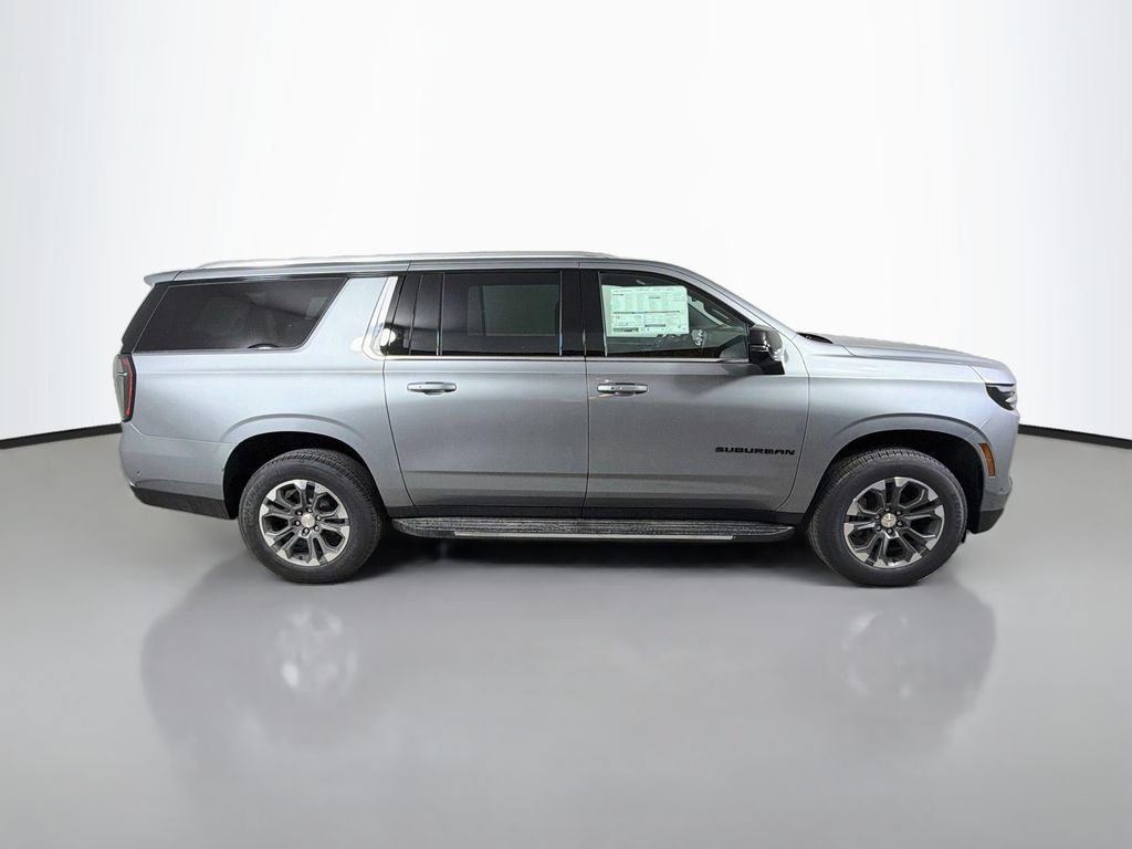 New 2026 Chevrolet Suburban LT w/ Comfort Package AWD/4WD image 4