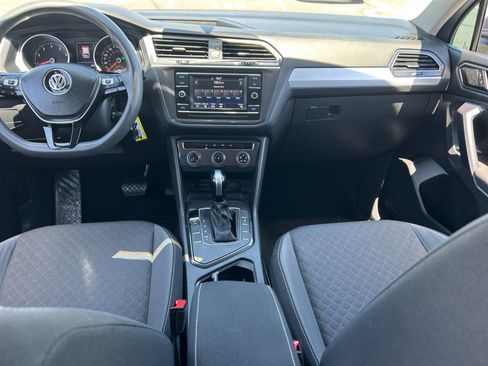 Used 2021 Volkswagen Tiguan S FWD image 19