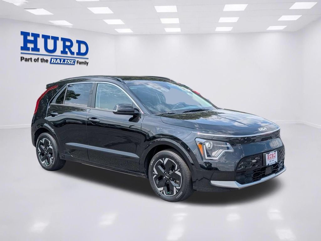 Used 2023 Kia Niro Wind w/ Wind Preserve Package FWD 360° Tour