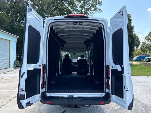 New 2026 Ford Transit 250 148 High Roof Extended w/ Load Area Protection Package RWD image 10