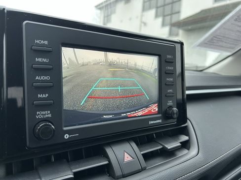 Certified 2022 Toyota RAV4 LE image 22