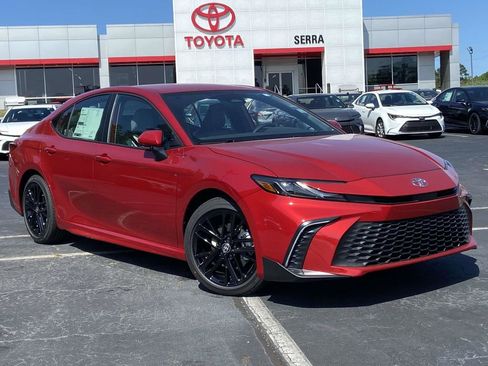 New 2026 Toyota Camry SE image 1