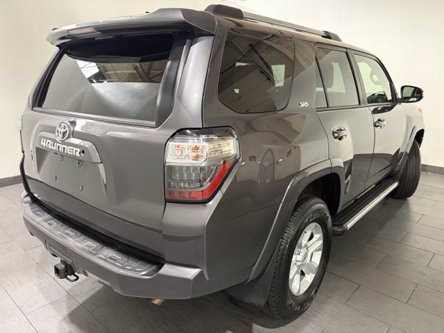 Used 2019 Toyota 4Runner SR5 Premium AWD/4WD image 5