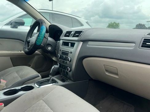 Used 2011 Ford Fusion SE w/ 202A Rapid Spec Order Code FWD image 17