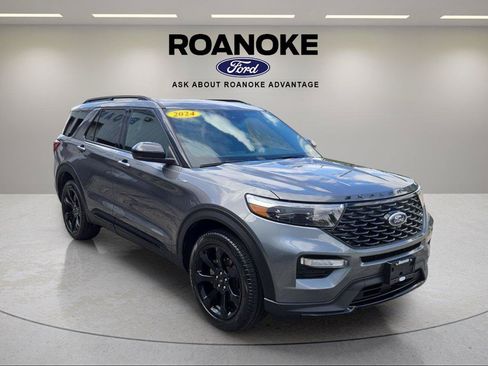 Used 2024 Ford Explorer ST-Line w/ Class IV Trailer Tow Package AWD/4WD image 14
