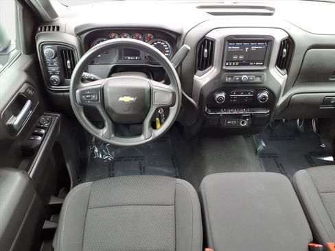 Used 2022 Chevrolet Silverado 1500 Custom image 13