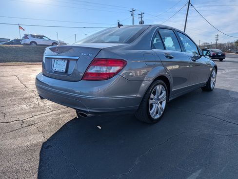 Used 2011 Mercedes-Benz C 300 Luxury image 6
