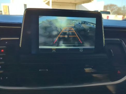 Certified 2022 Chevrolet Suburban LT image 8