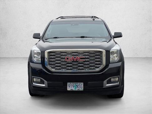 Used 2020 GMC Yukon XL Denali image 2
