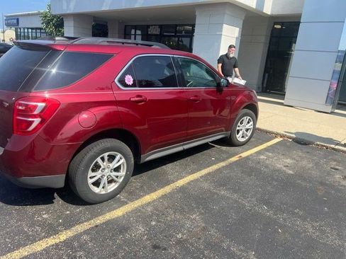 Used 2017 Chevrolet Equinox LT w/ Convenience Package FWD image 6