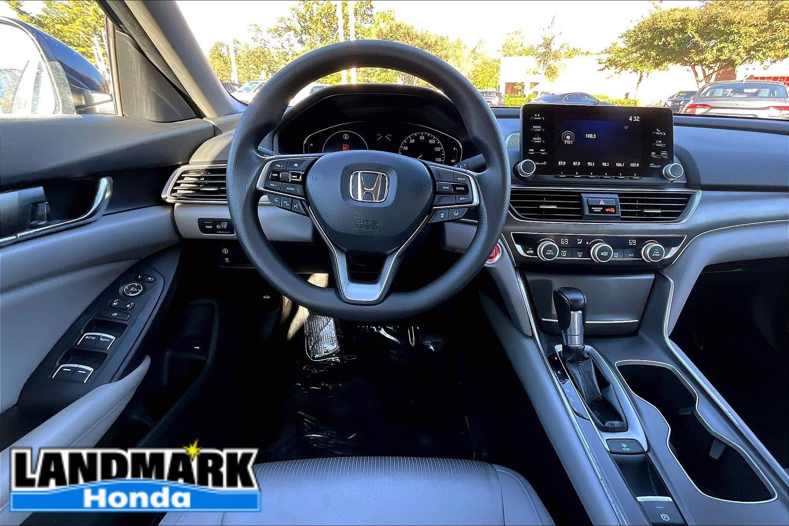 Used 2019 Honda Accord LX image 5
