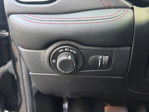 Used 2024 Dodge Durango R/T AWD/4WD image 13