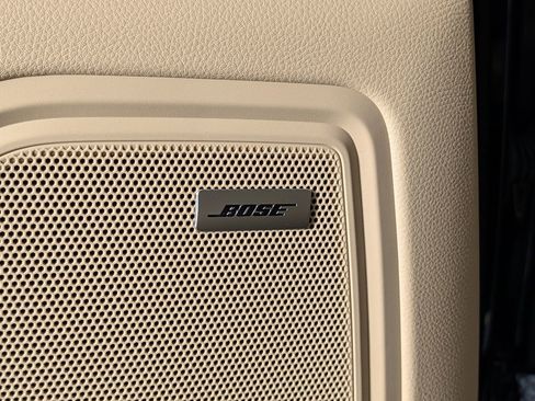 New 2026 Porsche Macan AWD/4WD image 28