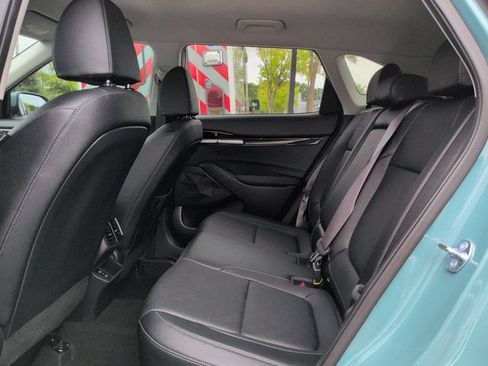 Used 2026 Kia Seltos EX FWD image 13