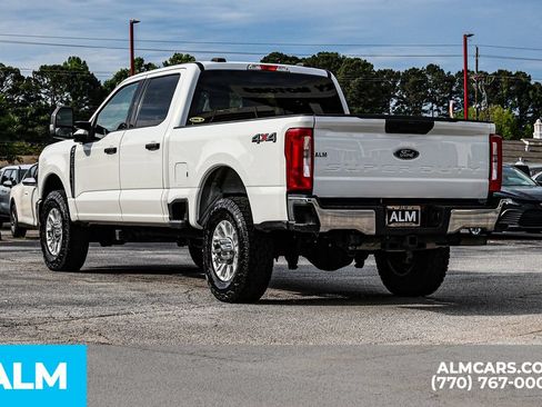 Used 2023 Ford F250 XLT AWD/4WD image 7
