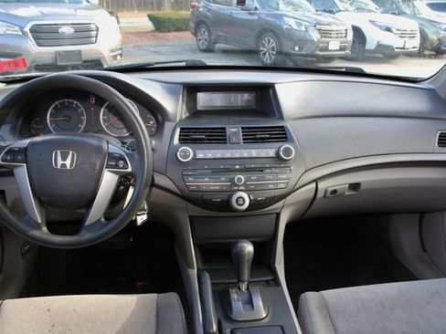 Used 2010 Honda Accord LX-P image 18