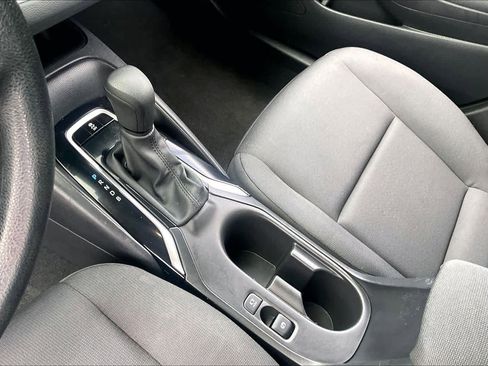 Used 2024 Toyota Corolla LE image 16