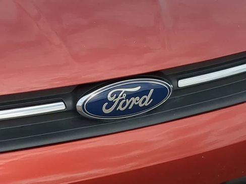 Used 2016 Ford Escape SE image 11