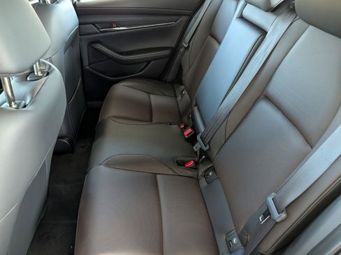 New 2026 MAZDA MAZDA3 Hatchback w/Premium Plus Pkg image 13