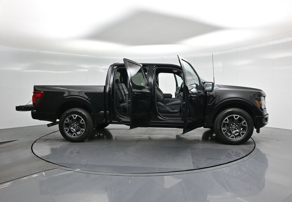 New 2024 Ford F150 XLT w/ XLT Black Appearance Package RWD image 4