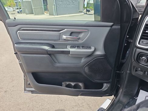 Used 2019 RAM 1500 Big Horn AWD/4WD image 30