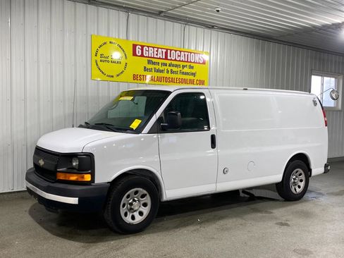 Used 2013 Chevrolet Express 1500 RWD image 1