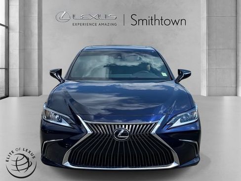 Used 2021 Lexus ES 350 w/ Premium Package FWD image 2