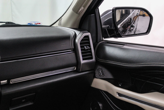 Used 2021 Ford Expedition Max Platinum AWD/4WD image 24