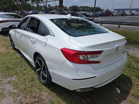 Used 2018 Honda Accord LX image 3