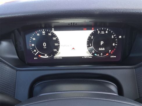 Used 2021 Land Rover Range Rover Velar R-Dynamic S image 30