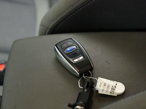 Used 2025 Subaru Crosstrek 2.5i Premium AWD/4WD image 23