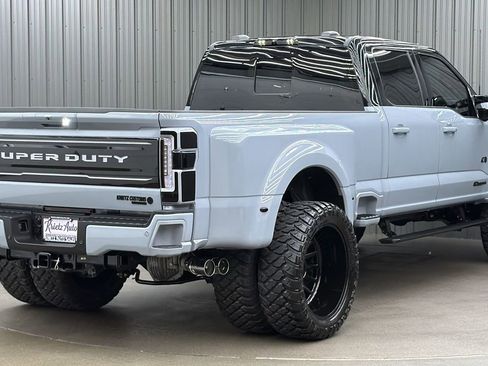 Used 2026 Ford F450 Platinum w/ FX4 Off-Road Package image 5