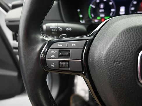 Used 2025 Honda Accord Touring image 21