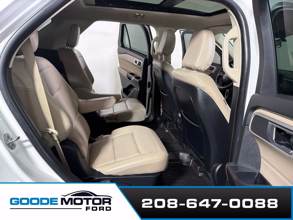 Used 2020 Ford Explorer XLT w/ Equipment Group 202A AWD/4WD image 23