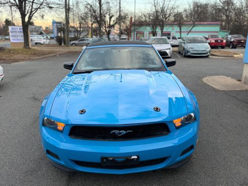 Used 2012 Ford Mustang Convertible image 11